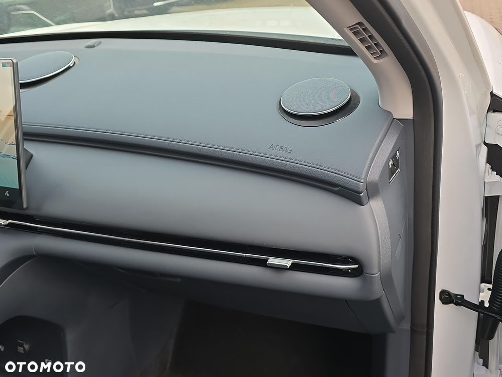 Geely Starray EM-i 1.5 PHEV Pro - 20