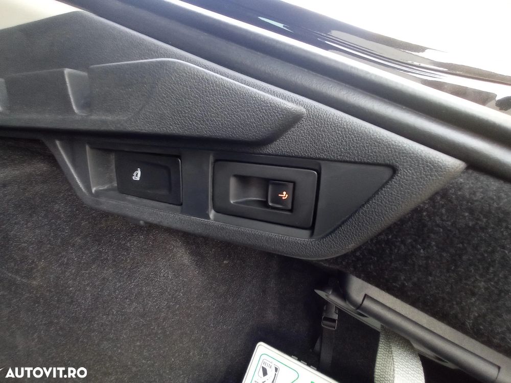 Skoda Octavia 2.0 TDI DSG Style - 29