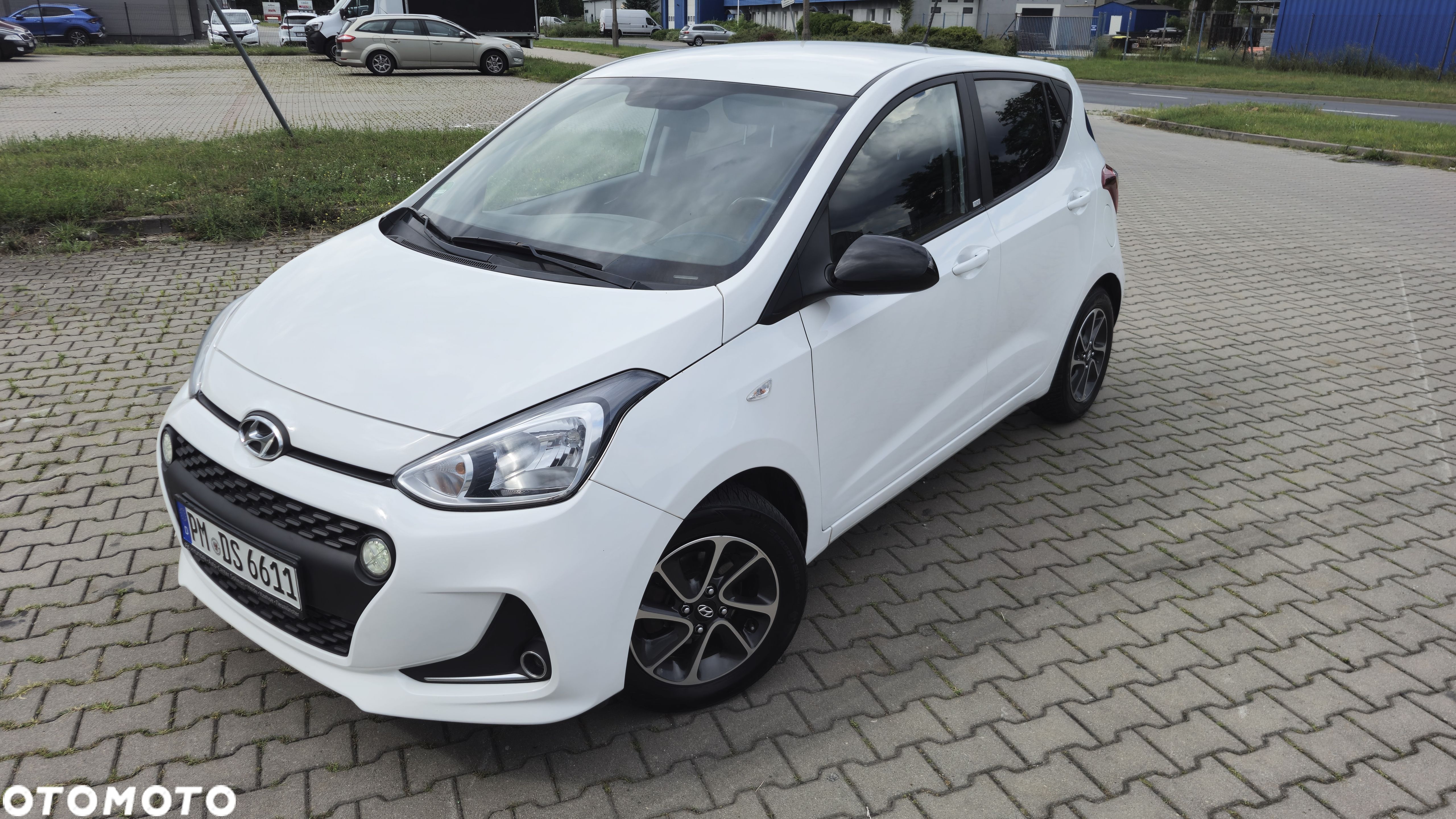 Hyundai i10 1.0 blue Pure - 1