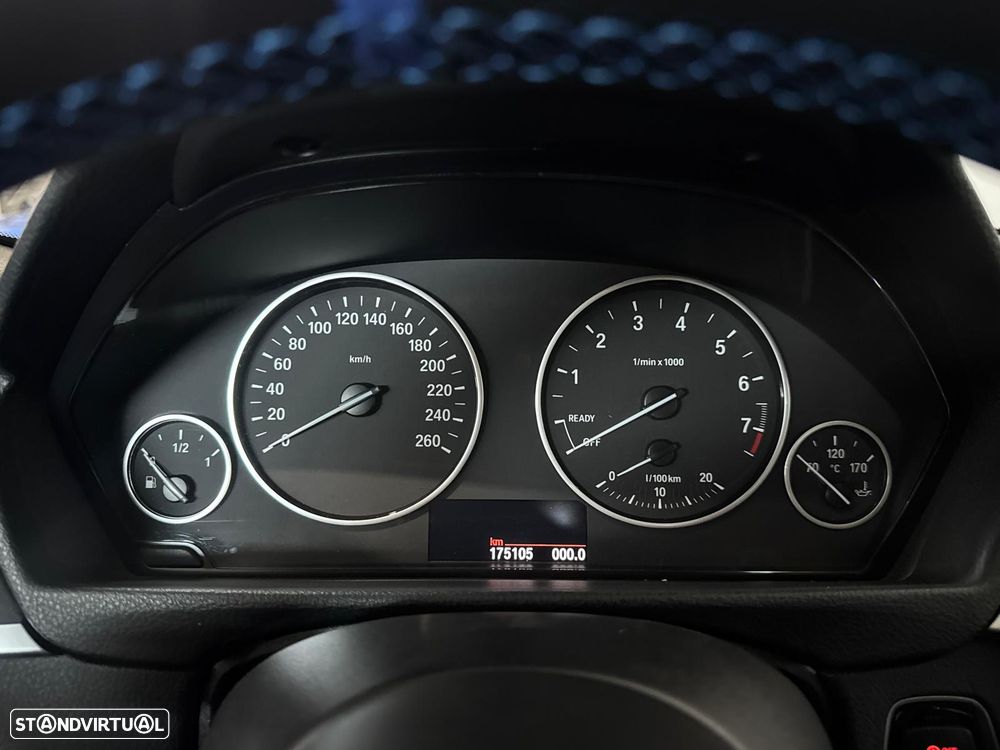 BMW 328 i Auto Pack M - 15