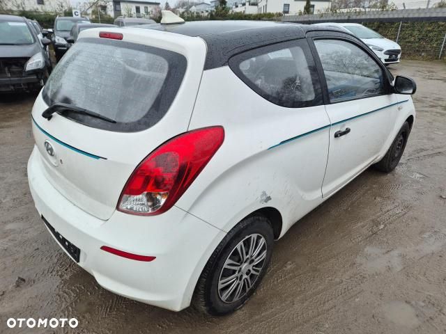 Hyundai i20 1.25 Classic + - 3