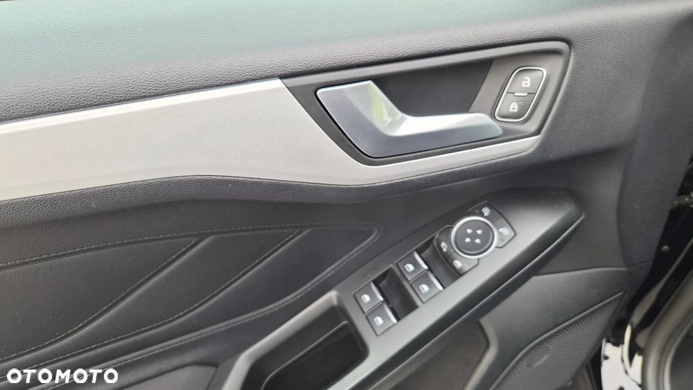 Ford Focus 1.5 EcoBlue Start-Stopp-System TITANIUM STYLE - 17
