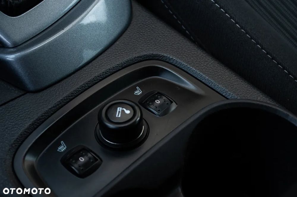 Ford Focus 1.6 EcoBoost Start-Stopp-System Titanium - 36