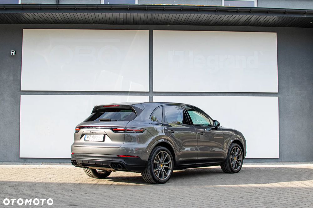 Porsche Cayenne Standard - 6