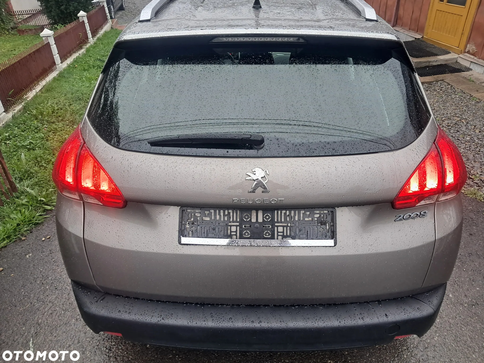Peugeot 2008 1.4 HDi Active - 4