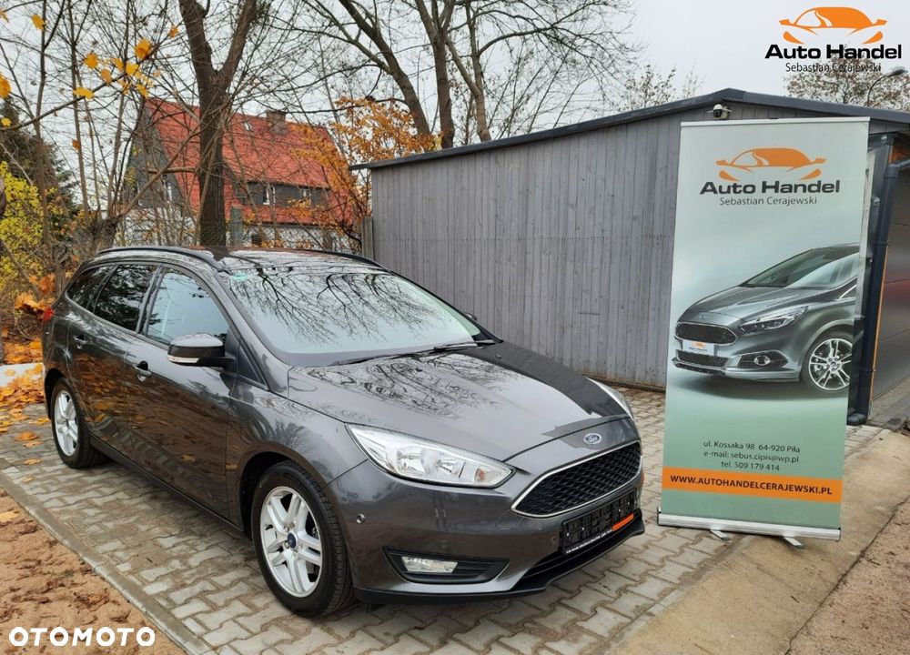 Ford Focus Turnier 1.5 EcoBoost Start-Stopp-System TITANIUM - 2