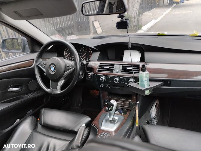 BMW Seria 5 520d Aut. Edition Exclusive - 16