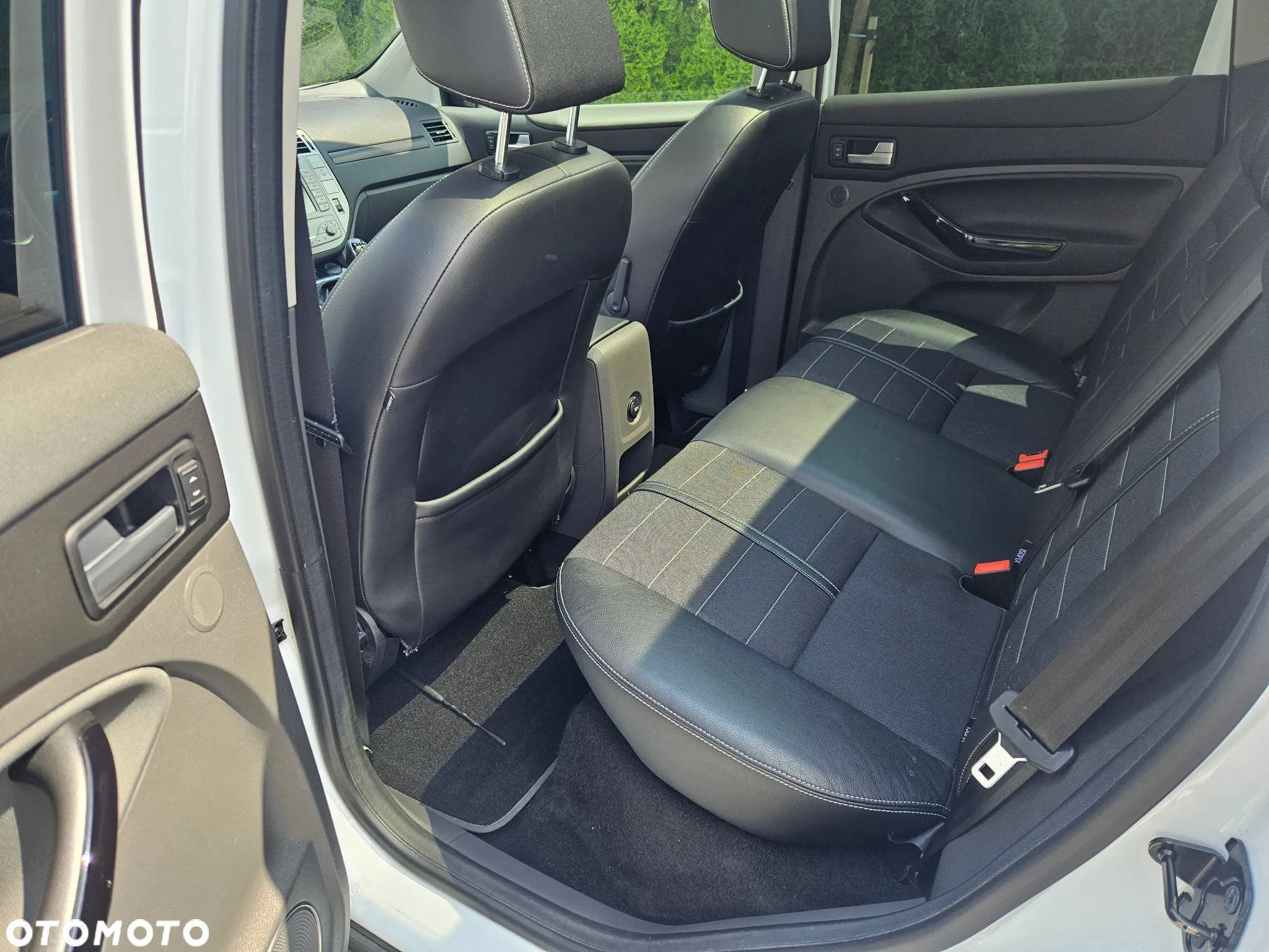 Ford Kuga 2.0 TDCi 4WD Titanium - 9
