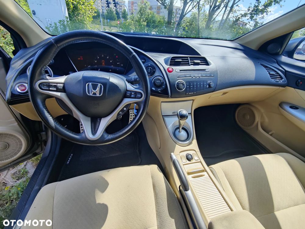 Honda Civic 1.8i-VTEC Executive - 13
