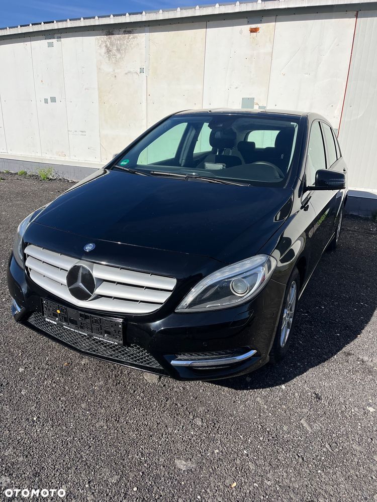 Mercedes-Benz Klasa B 180 CDI (BlueEFFICIENCY) - 1