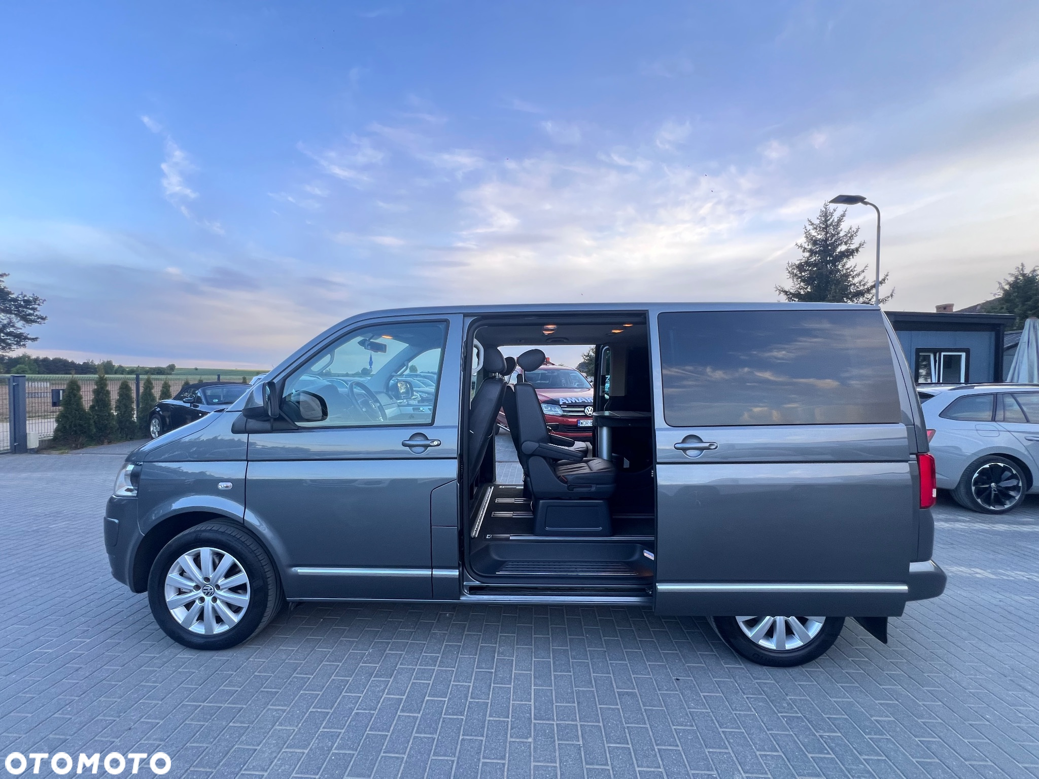 Volkswagen Multivan 2.0 BiTDI L1 Highline DSG - 8