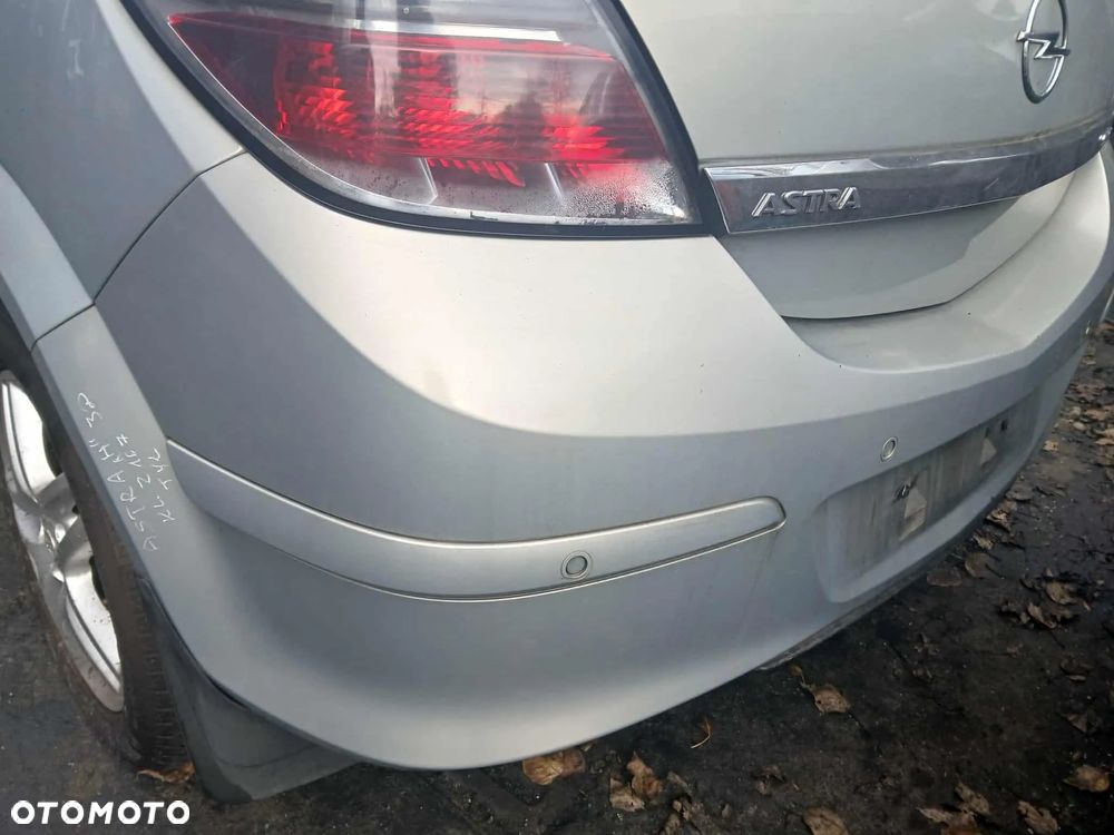 Opel Astra H III 3D klapa bagażnika , zderzak tylny kod lakieru Z167 - 4