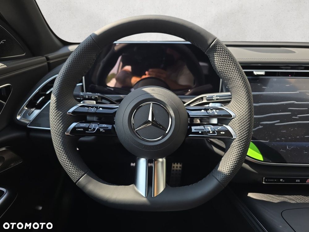 Mercedes-Benz Klasa E - 14