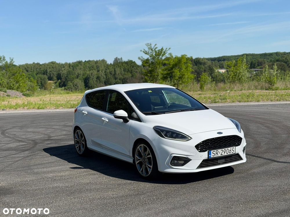 Ford Fiesta - 2