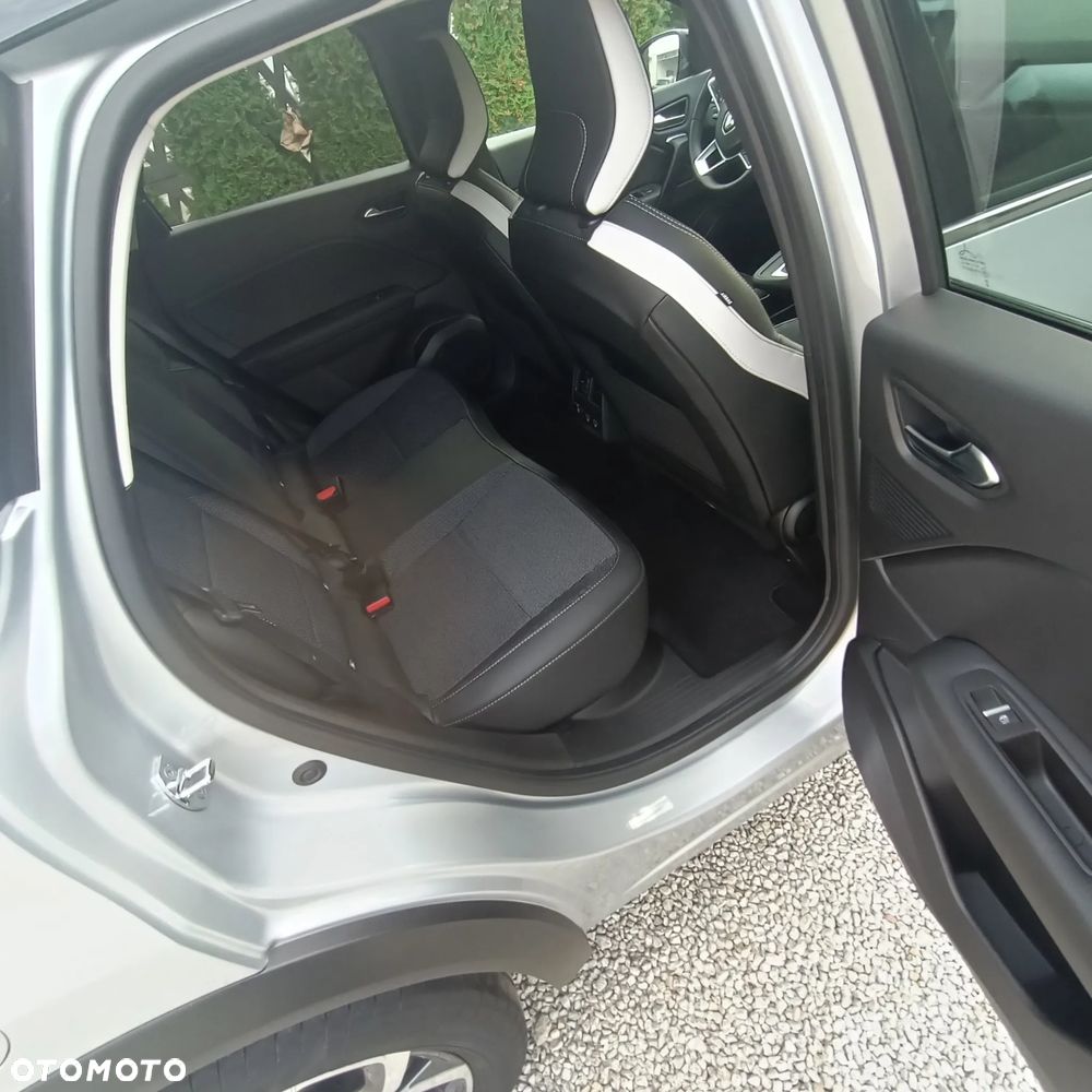 Renault Captur - 19