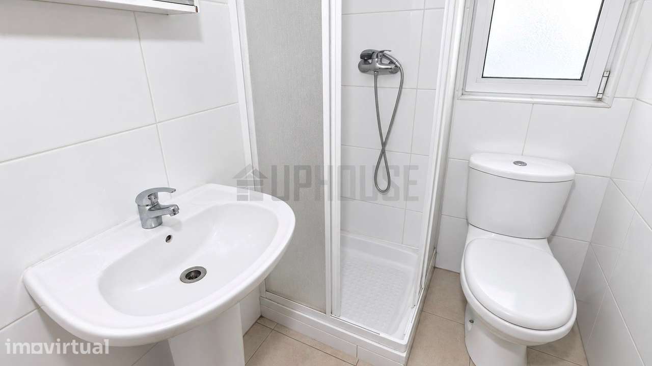 Moradia para Remodelar em Fragosela - Um Projeto com Potencial - Grande imagem: 4/15