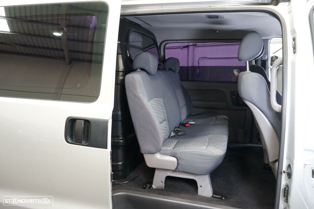 Hyundai H-1 2.5 CRDi Travel Comfort - 27