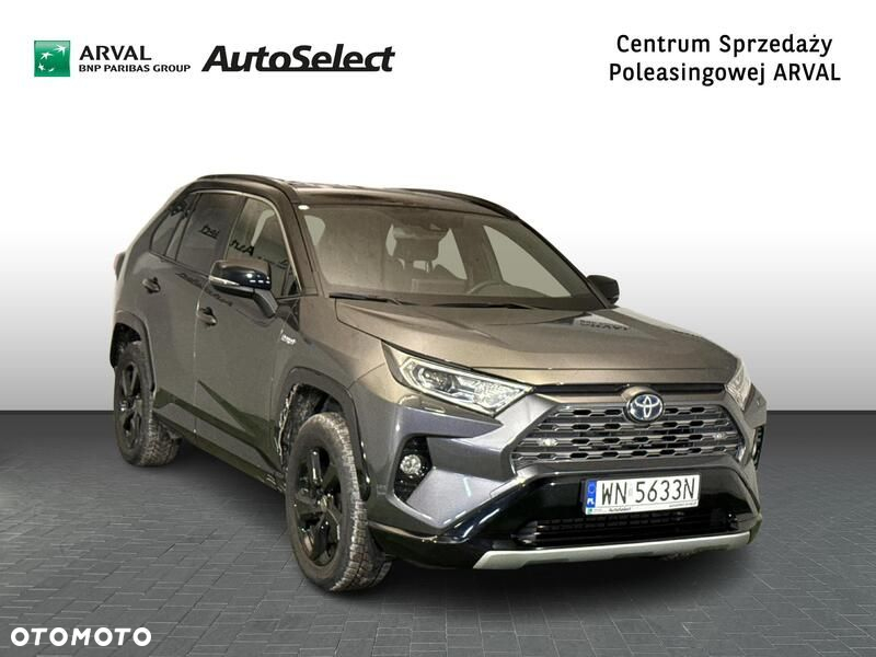 Toyota RAV4 - 8