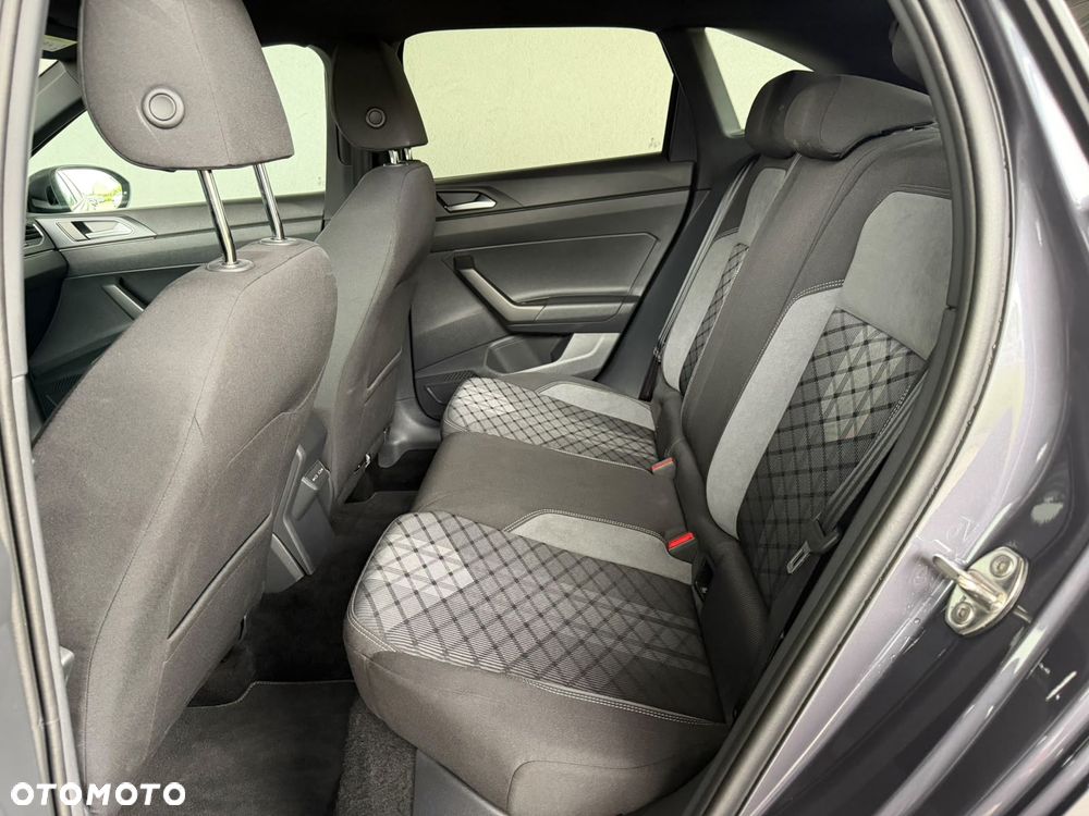 Volkswagen Taigo 1.5 TSI OPF DSG R-Line - 11