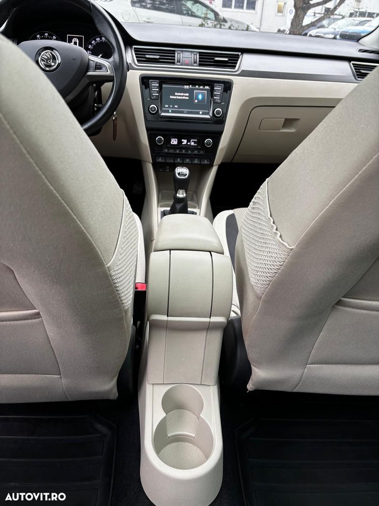 Skoda RAPID Spaceback 1.2 TSI Style - 20