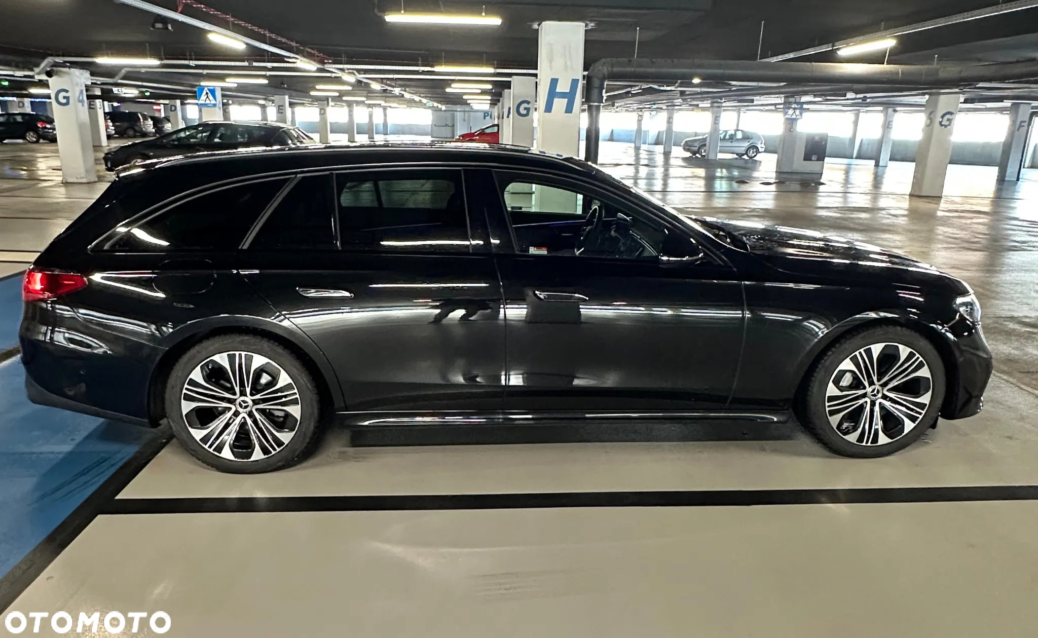 Mercedes-Benz Klasa E 220 d T 9G-TRONIC Edition AMG Line - 33