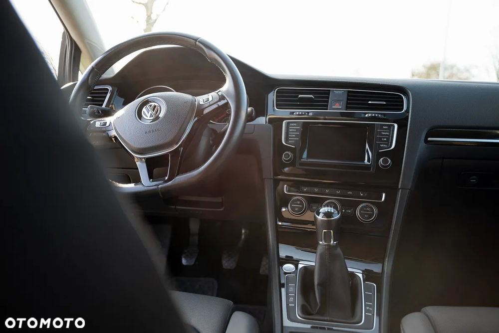 Volkswagen Golf 2.0 TDI BMT 4Mot Highline - 9