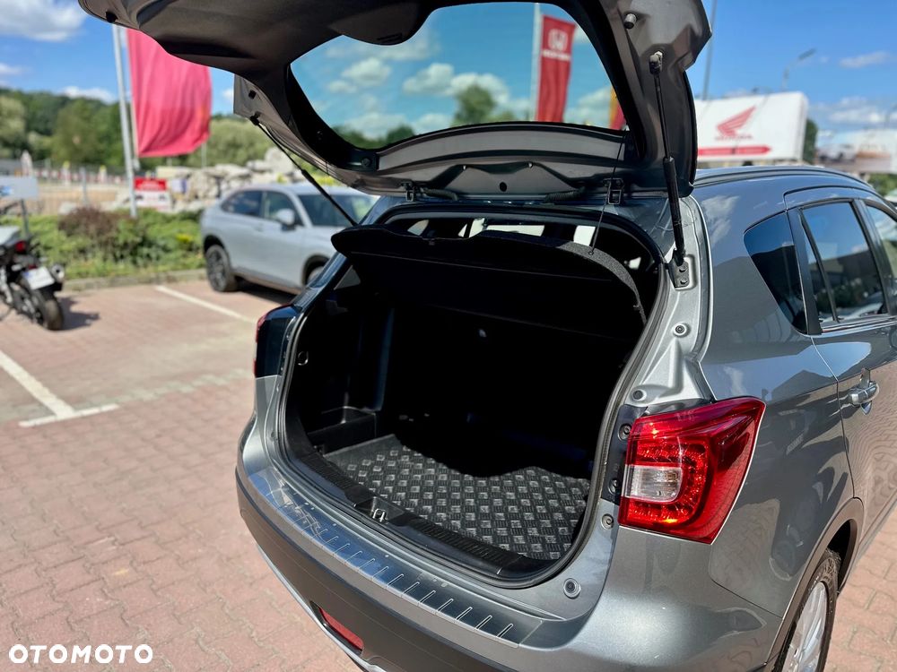 Suzuki SX4 S-Cross 1.0 T Premium - 12