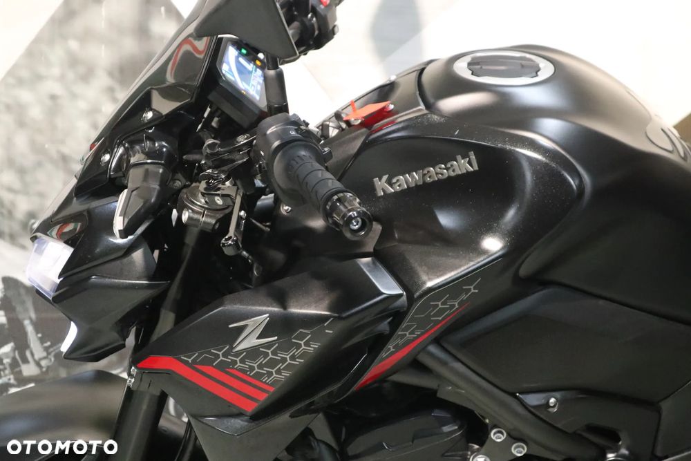 Kawasaki Z - 6