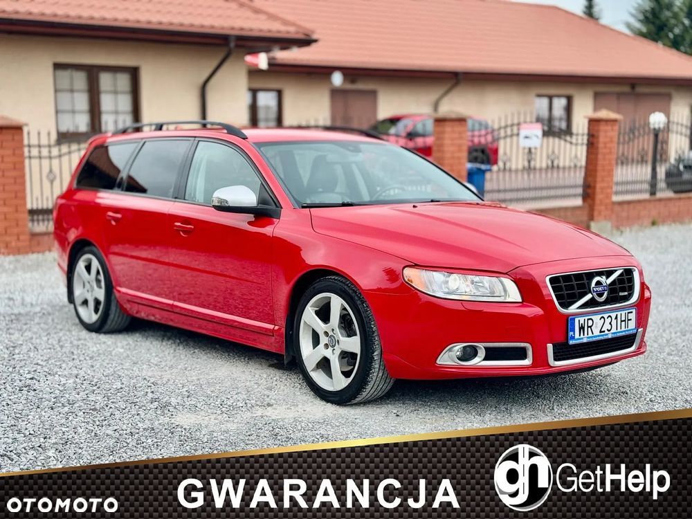 Volvo V70 2.5T R-Design Summum - 1