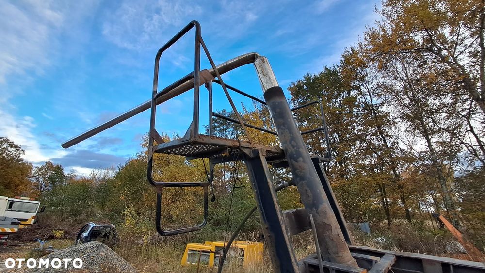 Silownik 5sekcji naczepa mega na uchwytach - 4