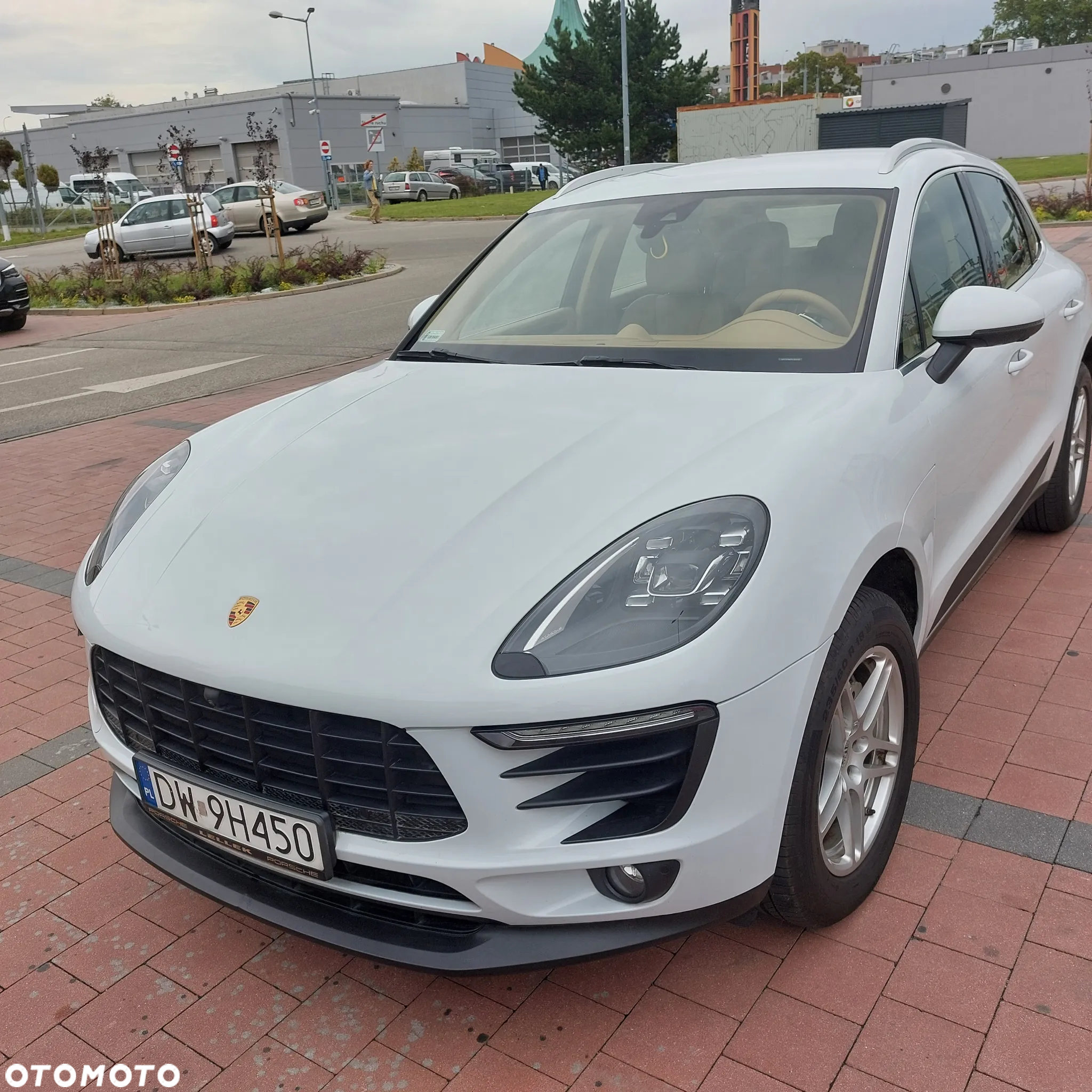 Porsche Macan S - 16