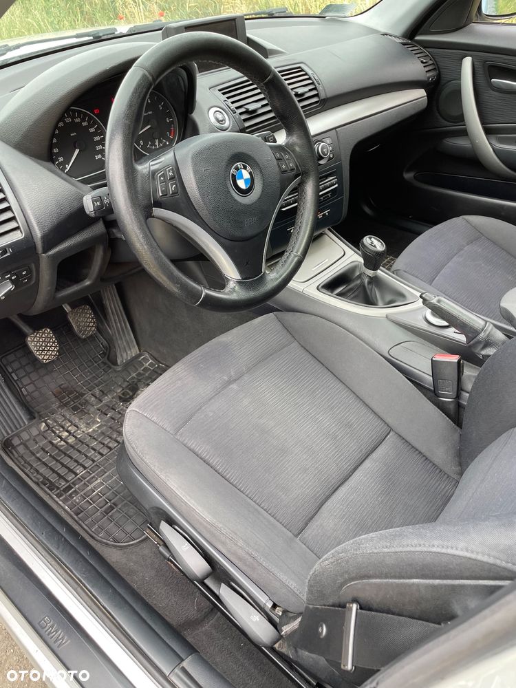 BMW Seria 1 116i - 6
