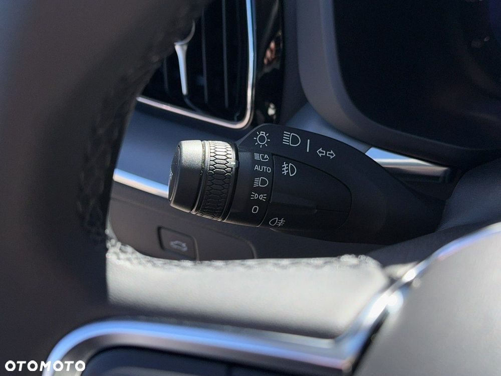 Volvo XC 60 - 18