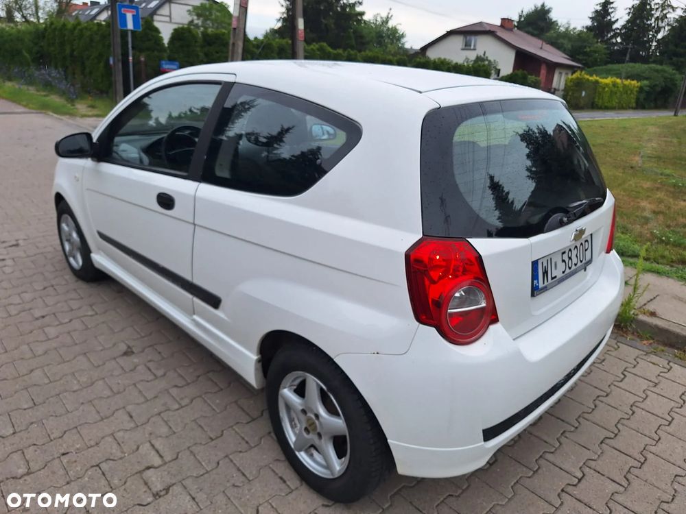 Chevrolet Aveo 1.2 16V Base+ - 37