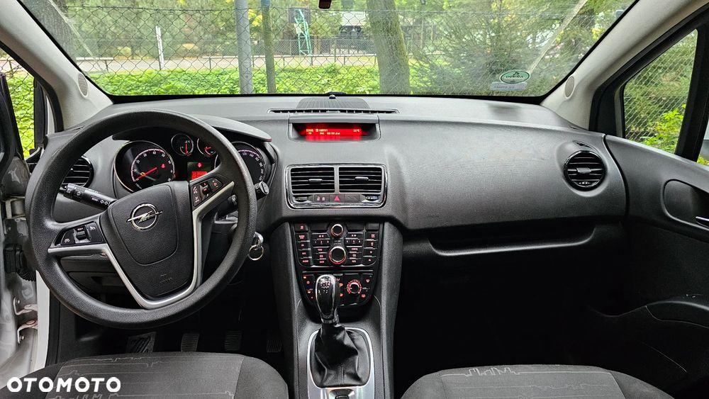 Opel Meriva - 9