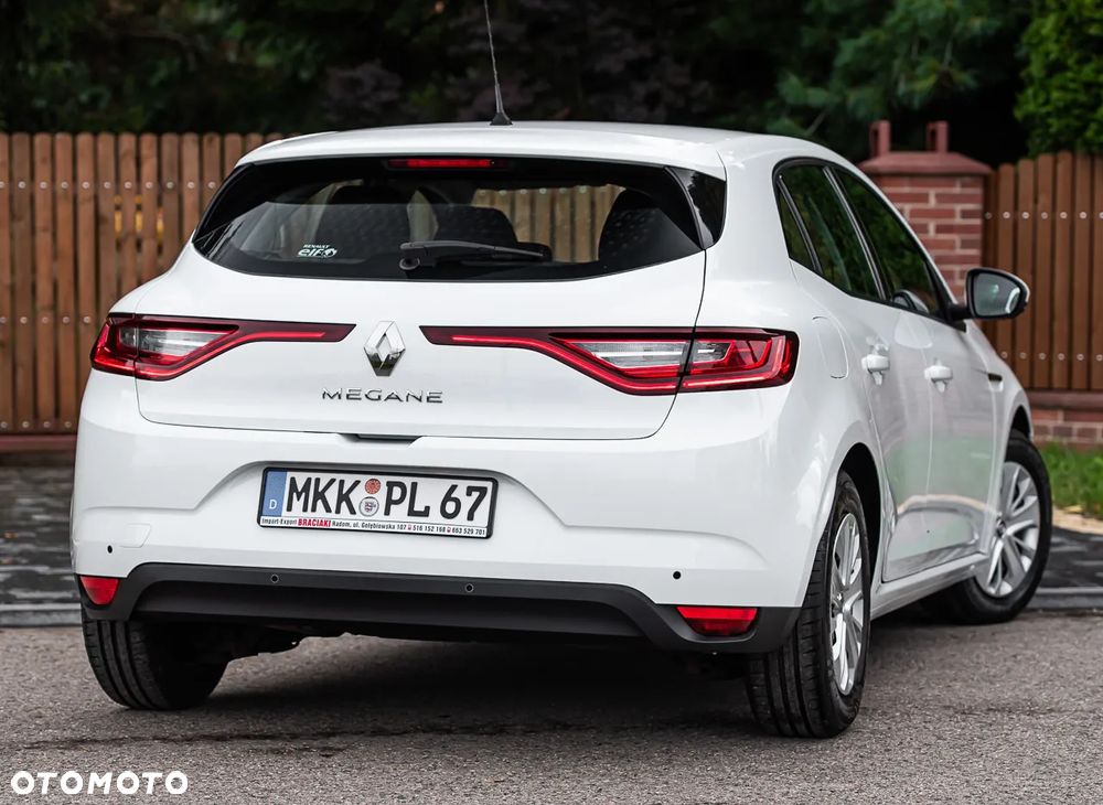 Renault Megane 1.2 Energy TCe Life - 10