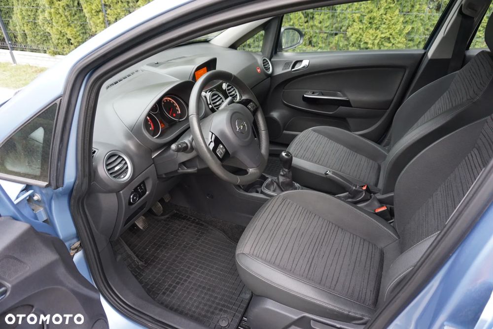 Opel Corsa 1.2 16V EcoFLEX Easytronic Color Stripes - 17