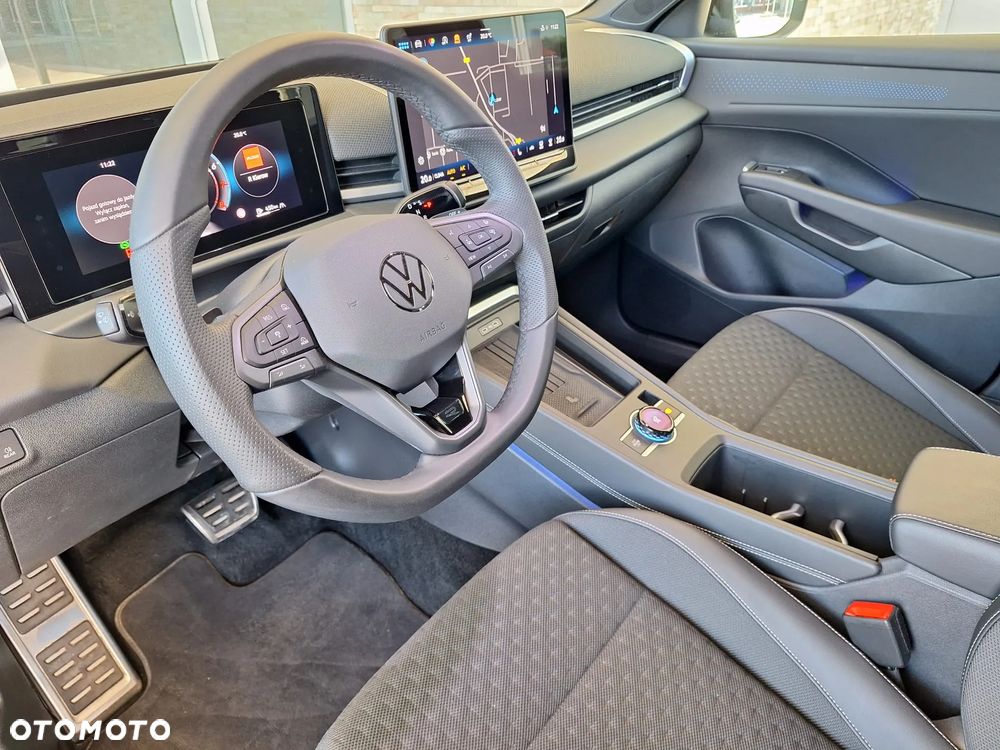 Volkswagen T-Roc - 10