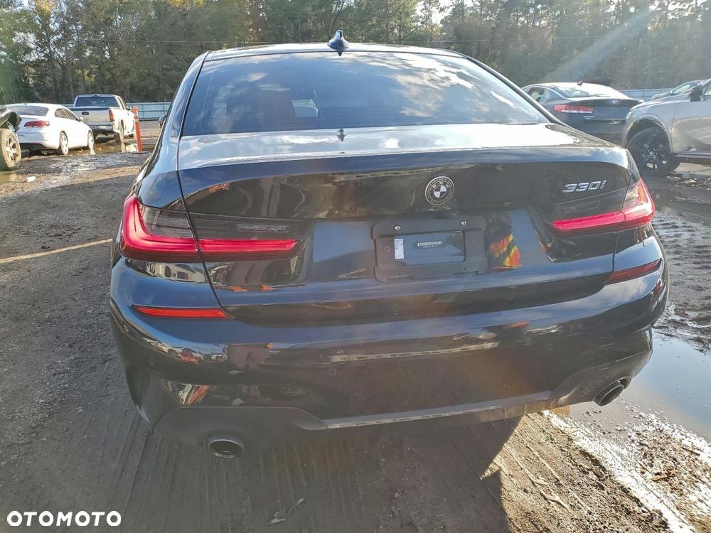 BMW Seria 3 330i Edition Luxury Line Purity - 6