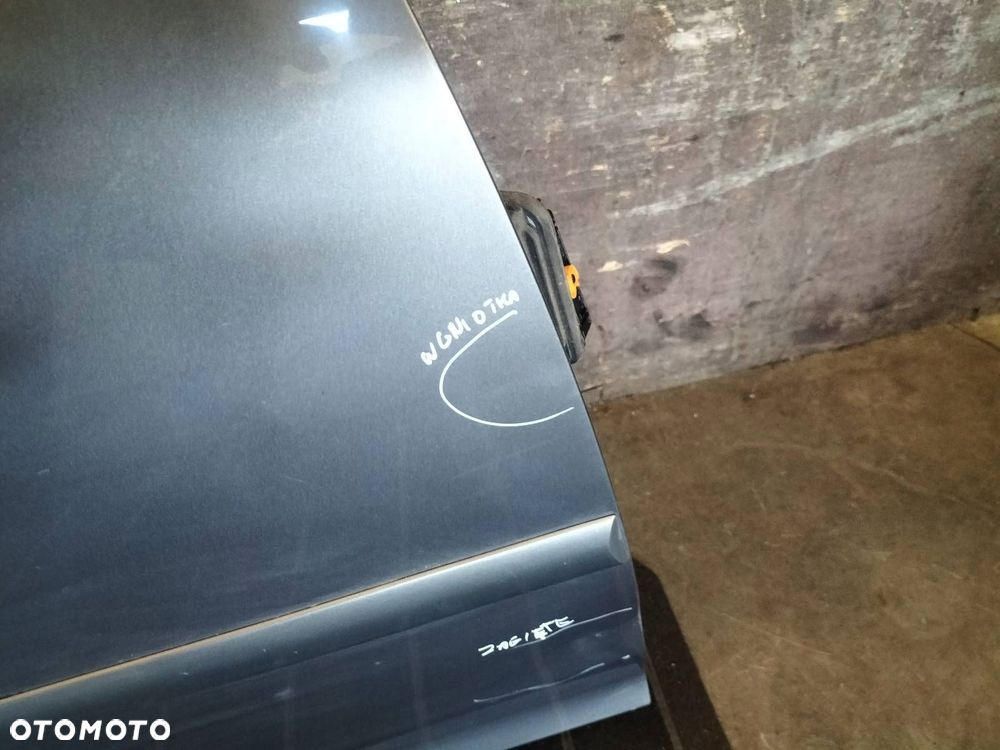 DRZWI KOMPLETNE PRAWY TYŁ VOLKSWAGEN GOLF V HB 5D LA7T - 6