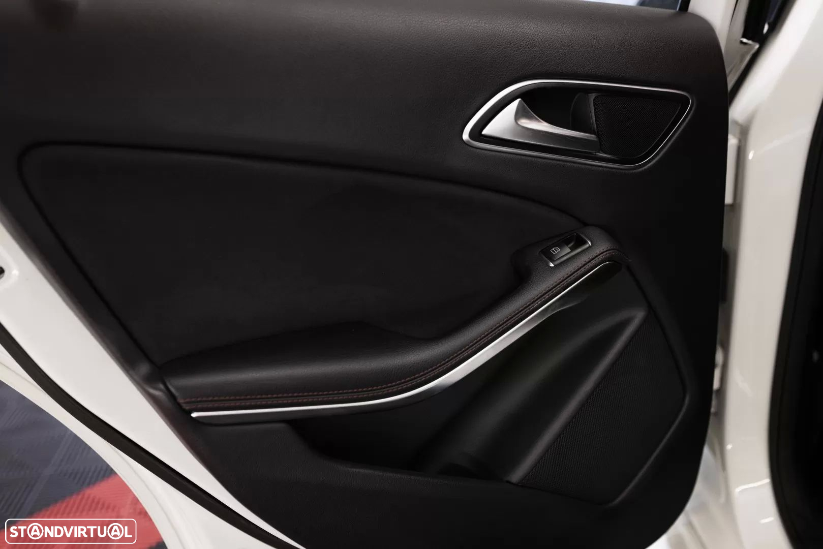 Mercedes-Benz A 200 CDI 7G-DCT AMG Line - 27
