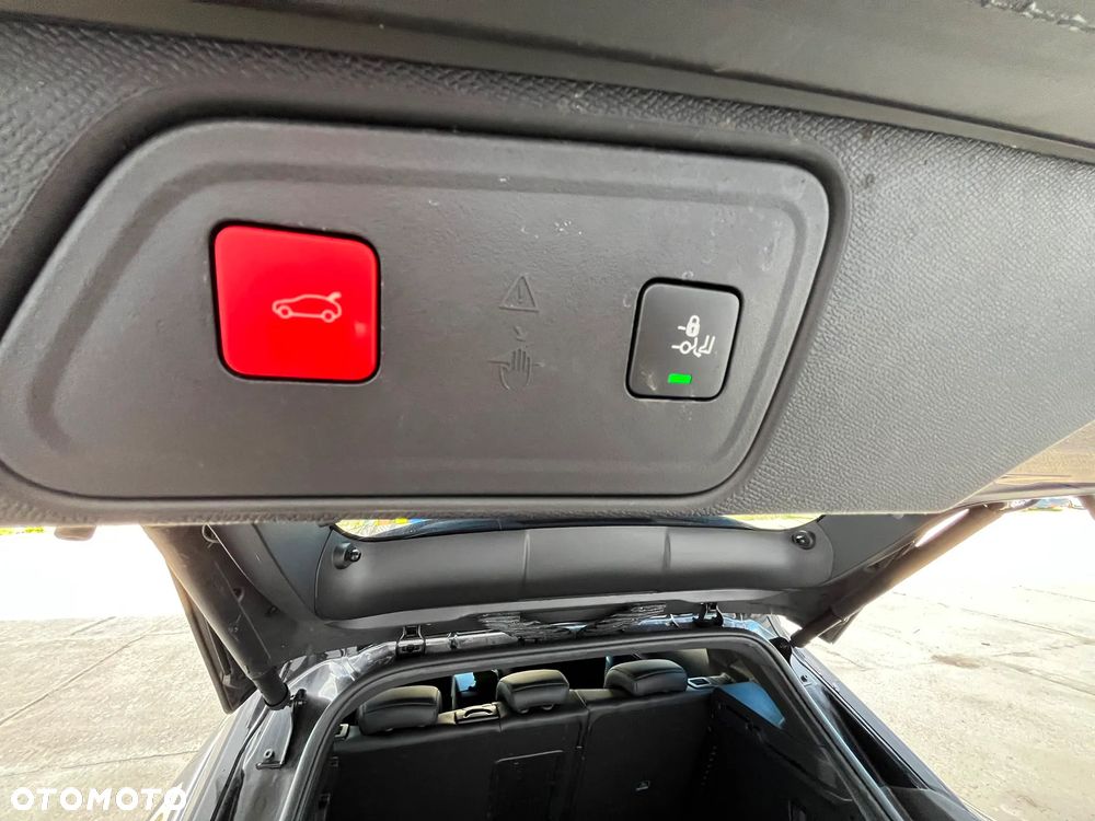 Peugeot 3008 1.6 PureTech HYbrid4 GT Line S&S EAT8 - 15