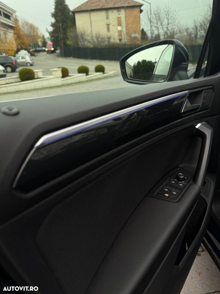 Volkswagen Tiguan 2.0 TDI SCR DSG 4Motion Elegance - 9