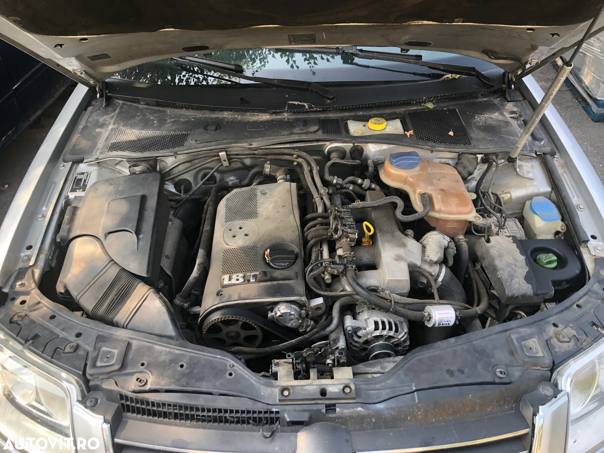 Dezmembrez VW Passat B5.5  gri argintiu 2003 1.8 benzina - 6