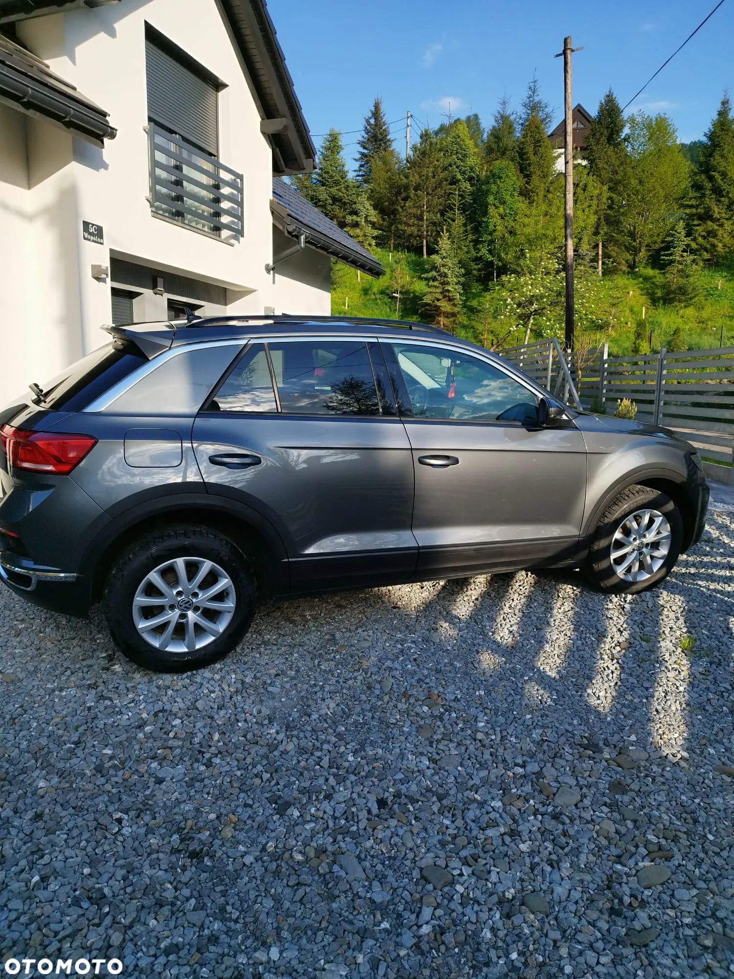 Volkswagen T-Roc - 2