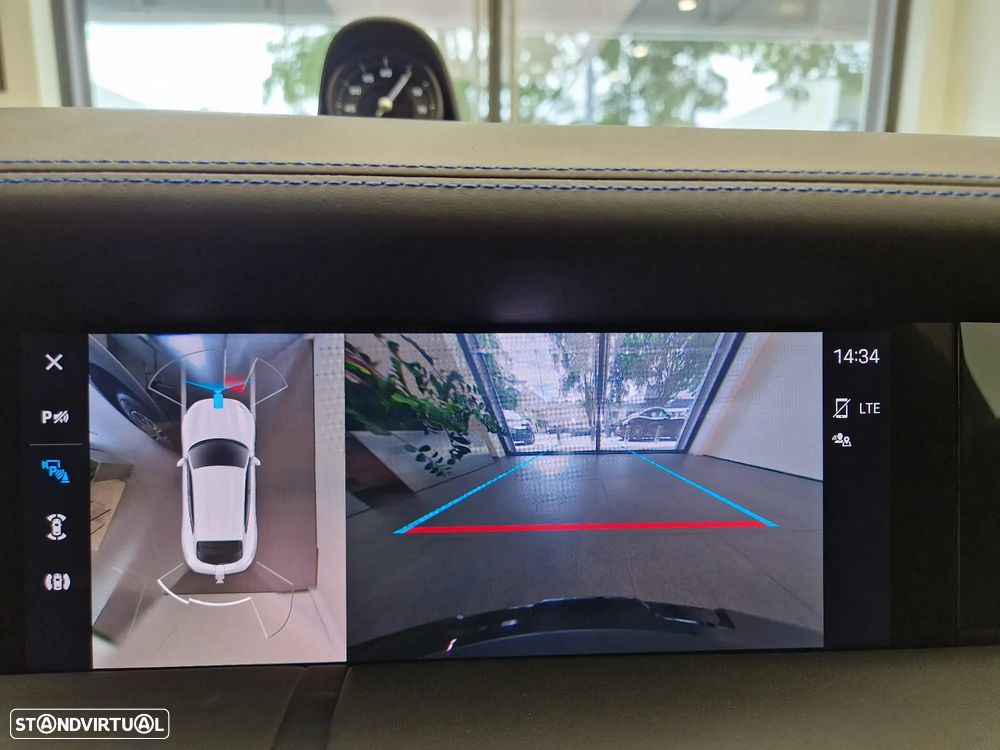 Porsche Taycan Cross Turismo 4S - 27