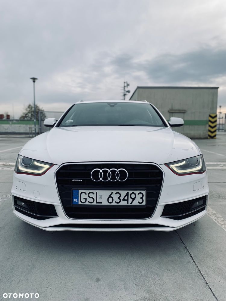 Audi A4 Avant 2.0 TDI DPF clean diesel quattro S tronic S line Sportpaket - 2