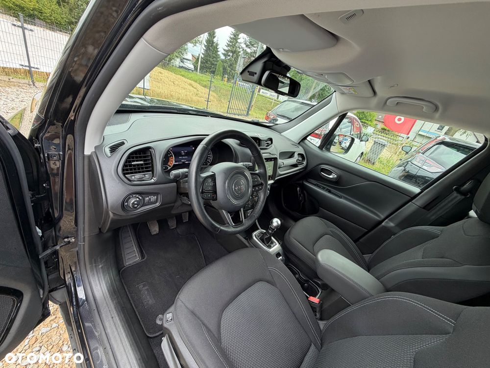 Jeep Renegade - 25