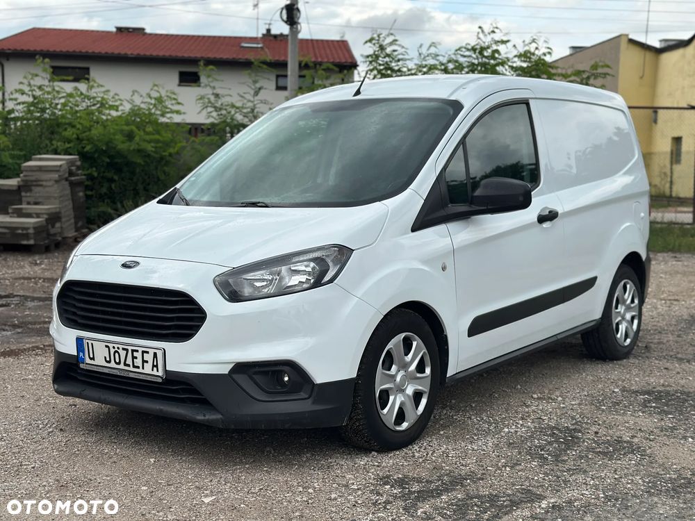 Ford Transit Courier - 1