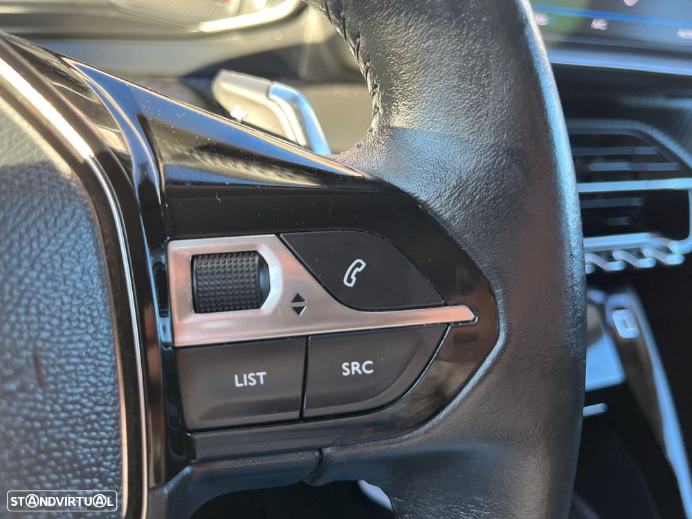 Peugeot 2008 1.5 BlueHDi Allure EAT8 - 20